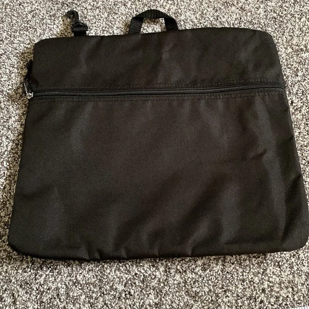 MAGELLAN - POUCH ONLY !! ATTACHES TO 48” BARREL DUFFEL - SIZE XXL -‎ NWT - S5